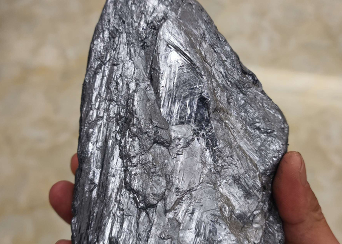 Molybdenum-Ore